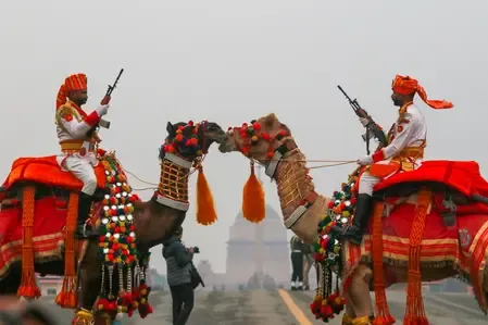 What Traffic Advisory Has Delhi Police Issued for the Beating Retreat Ceremony at Vijay Chowk?