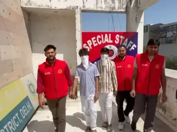 दिल्ली पुलिस की बड़ी कार्रवाई, मादक पदार्थों के साथ दो तस्कर गिरफ्तार