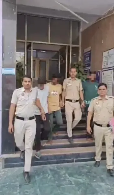 Delhi Police arrest four in Paharganj chokehold robbery case