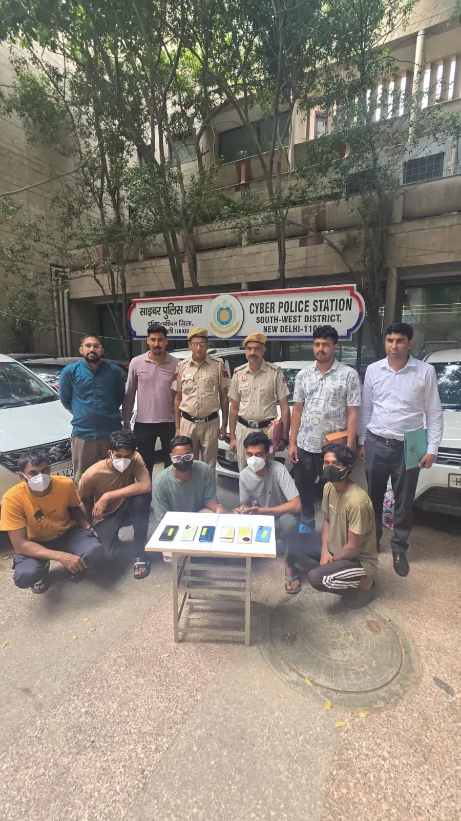 दिल्ली पुलिस ने ₹15.71 करोड़ के साइबर निवेश घोटाले का भंडाफोड़ किया, 4 राज्यों से 9 गिरफ्तार