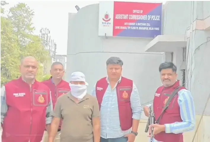 Delhi Police Uncover Major NCERT Textbook Piracy Operation, Arrest Warehouse Owner