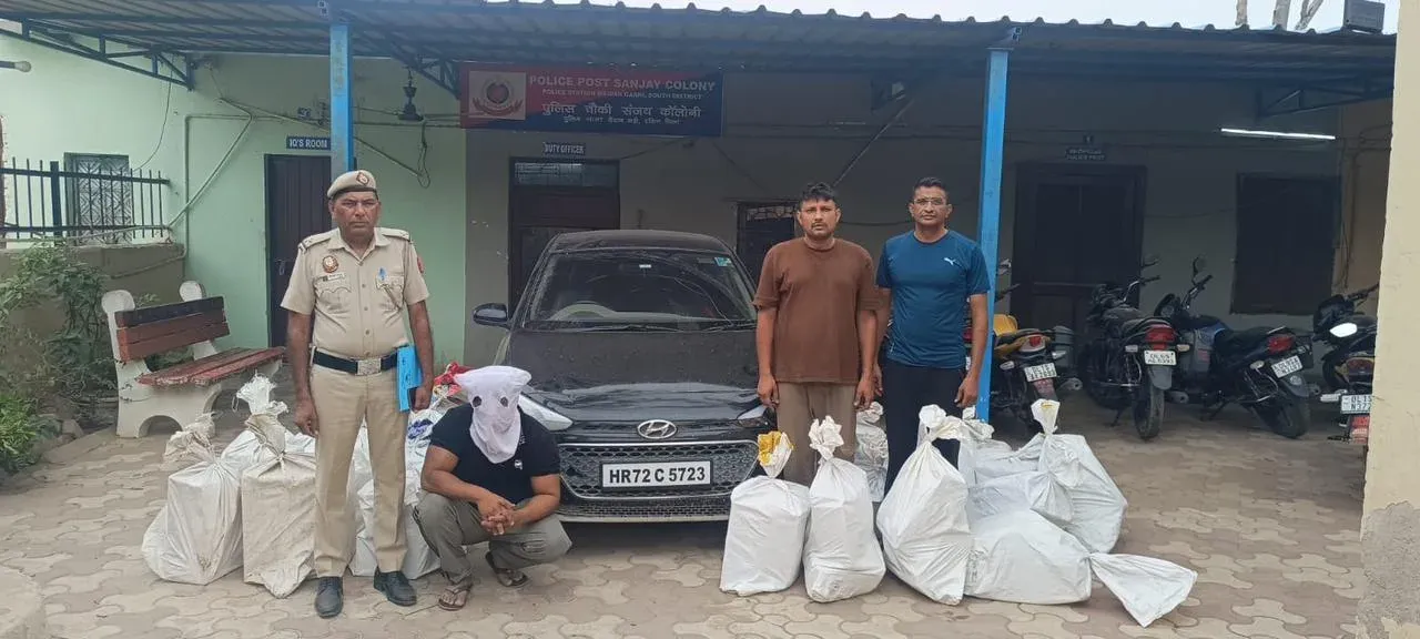 Delhi Police bust illicit liquor racket, seize 57 boxes and arrest bootlegger