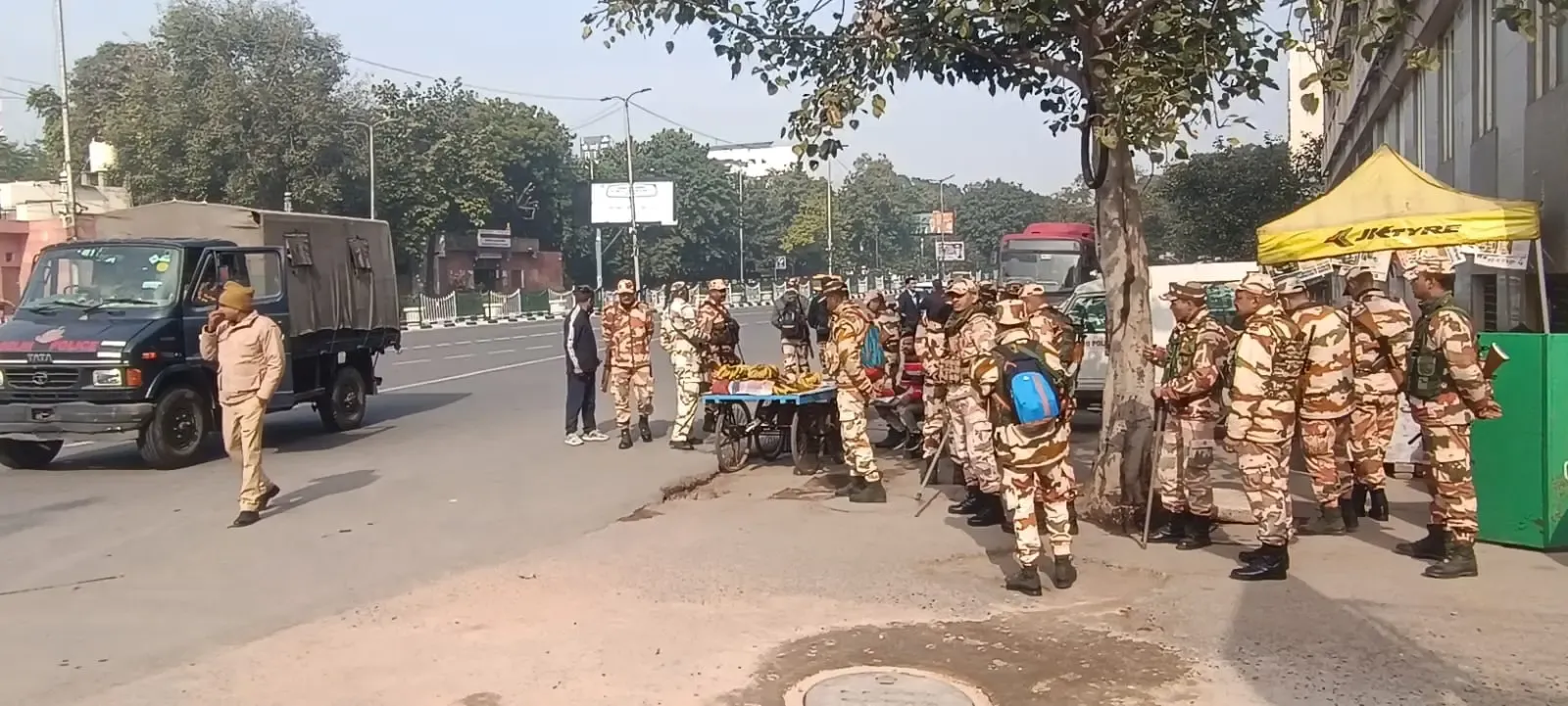 Delhi Elections: Kejriwal Criticizes Police for Blocking AAP Film Screening