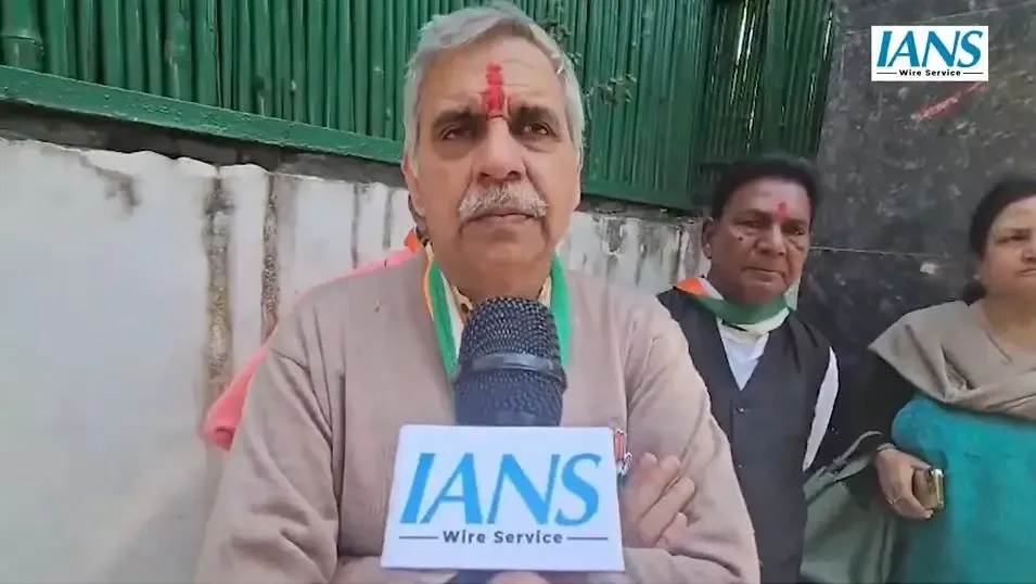 Delhi Elections: Sandeep Dikshit Challenges Kejriwal on Corruption Claims