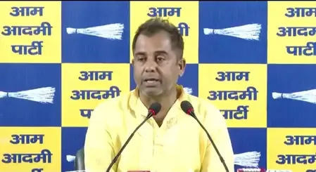 दिल्ली सरकार 'अकाल' में मना रही 'उत्सव', मंत्रियों को देगी महंगे फोन : अनिल झा 
