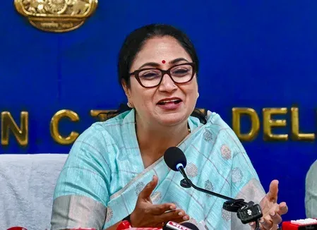 दिल्ली सरकार ने अधिसूचित की नई ईवी नीति, 2030 तक स्वच्छ, आधुनिक और हरित परिवहन व्यवस्था बनाने का लक्ष्य