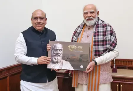 What Did Delhi Speaker Present to PM Modi About the Assembly’s Legacy?