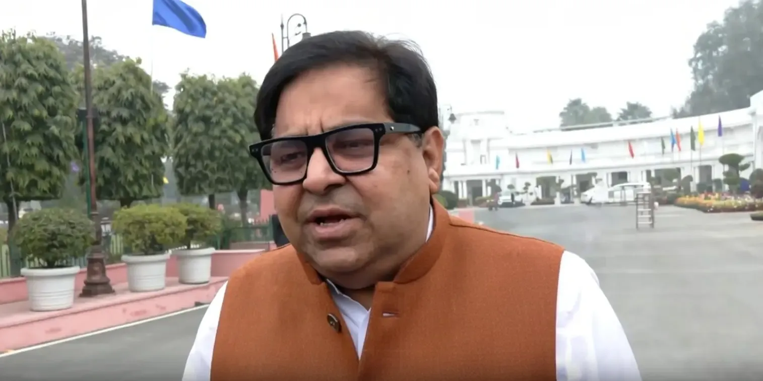 क्या जेएनयू कैंपस में नारेबाजी करने वालों पर कार्रवाई होनी चाहिए?