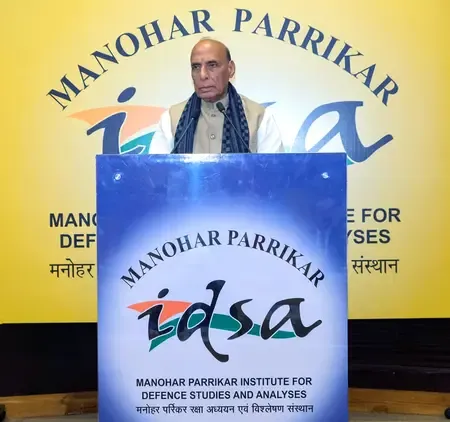 दिल्ली विस्फोटः रक्षा मंत्री ने कहा दोषियों को नहीं बख्शा जाएगा, जांच के निष्कर्ष जल्द सार्वजनिक होंगे