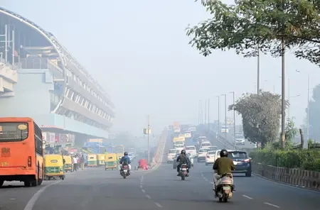 Has Delhi's Air Quality Plummeted to ‘Very Poor’ Levels with AQI Over 300?
