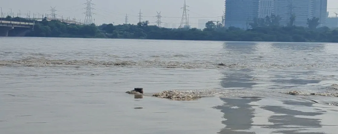 Is Delhi's Yamuna Bazar Underwater? Residents Face Dire Conditions