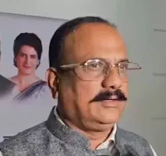 सोनम वांगचुक को अस्पताल भेजने पर भड़के हर्षवर्धन सपकाल, बोले — 'यह डेमोक्रेसी नहीं, डिक्टेटरशिप है'