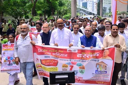 डेंगू-मलेरिया नियंत्रण के लिए जन भागीदारी अनिवार्य: डिप्टी सीएम ब्रजेश पाठक ने लखनऊ में संचारी रोग अभियान लॉन्च किया