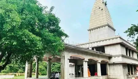 देवरिया का ऐसा मंदिर जिसे श्रद्धालु बताते हैं 'अश्वत्थामा' की तपोभूमि