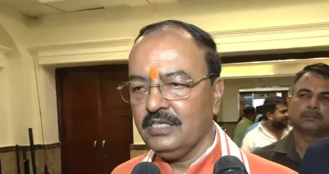 केशव प्रसाद मौर्य का विवादित बयान: 'मदरसा शिक्षा से आतंकवादी सोच'; UP में उच्च डिग्री पर रोक की तैयारी