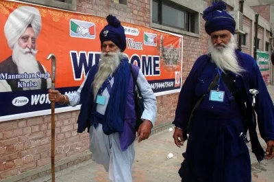 Guru Nanak Dev's image used in Pakistan occult video: Sikh community urged to condemn