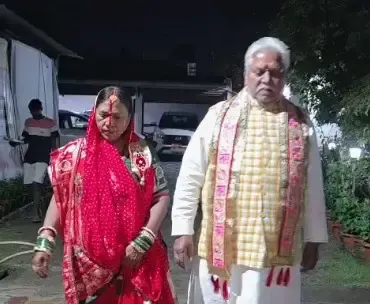 करवा चौथ 2026: सुक्खू, धामी, चौहान समेत देशभर के नेताओं ने चाँद देख खोला व्रत