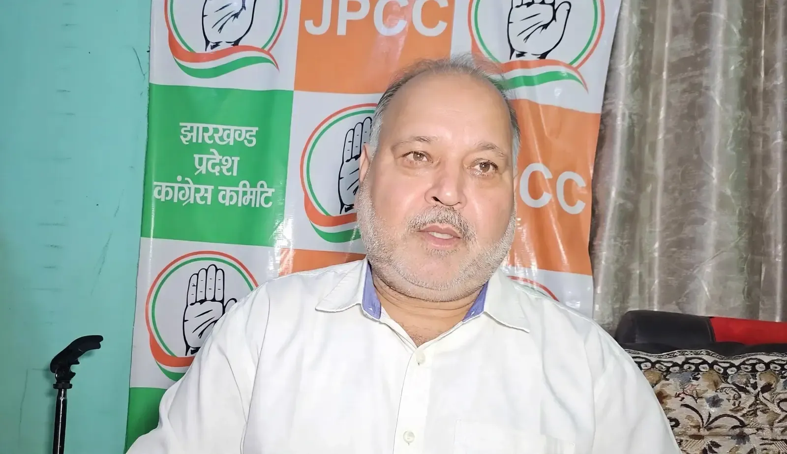 वोट चोरी और संवैधानिक संस्थाएं हैं असली मुद्दे, जनसंख्या नहीं: कांग्रेस नेता राकेश सिन्हा
