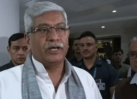 क्या अटल बिहारी वाजपेयी और डॉ. कलाम का योगदान देश के विकास में अमूल्य है?