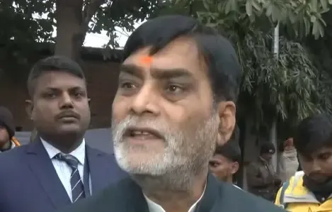 क्या राहुल गांधी देश की चिंता छोड़कर विदेशों में घूमने में व्यस्त हैं?: रामकृपाल यादव