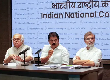 जयराम रमेश का बड़ा दावा: 'देश के चुनाव निष्पक्ष नहीं, CEC और सरकार के बीच मैच फिक्सिंग'