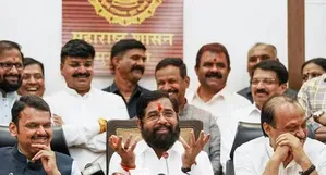 Devendra Fadnavis set to be sworn in today as Maha CM; Eknath Shinde, Ajit Pawar as Dy CMs