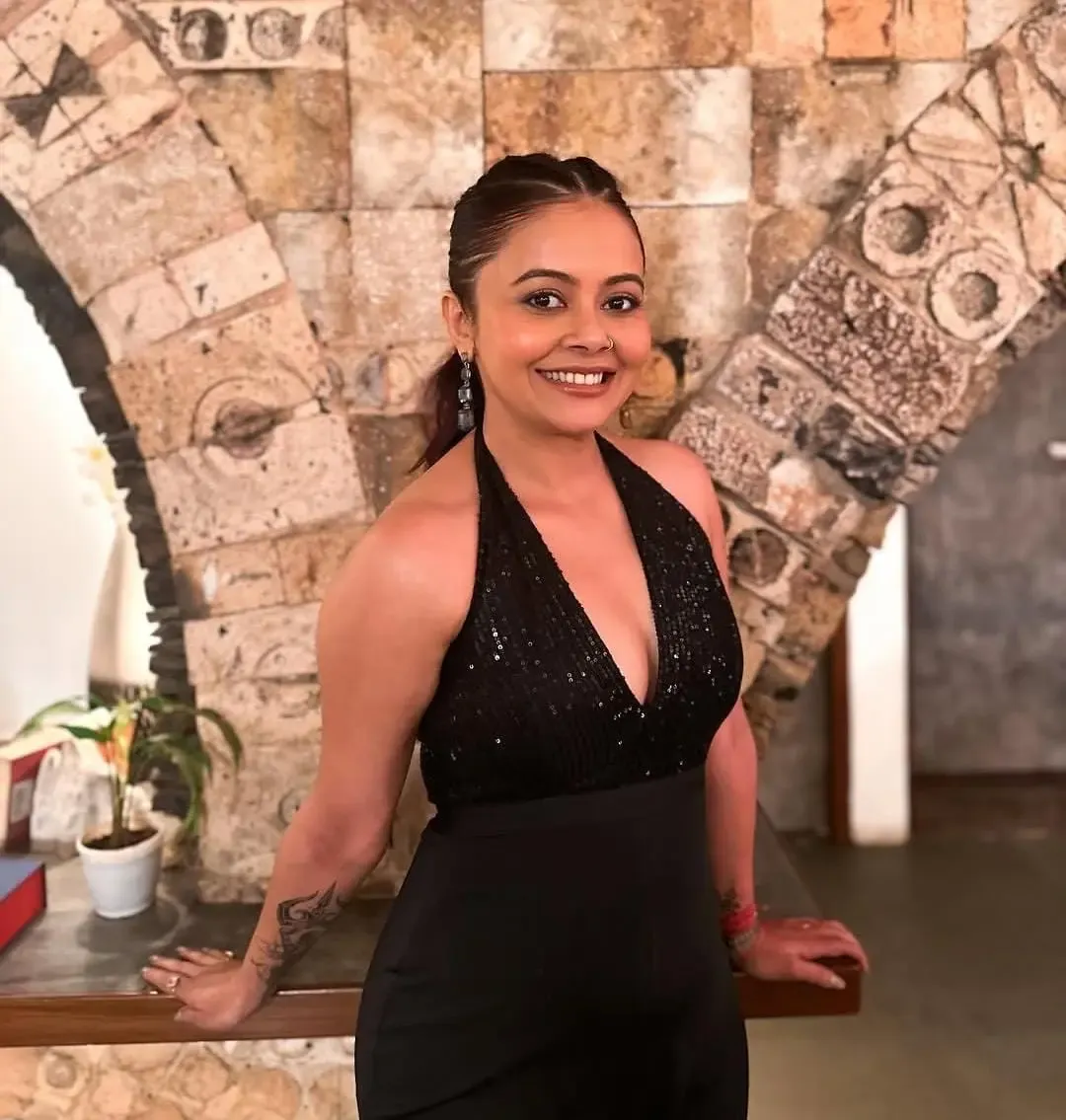 Devoleena Bhattacharjee defends women's right to celebrate Karwa Chauth