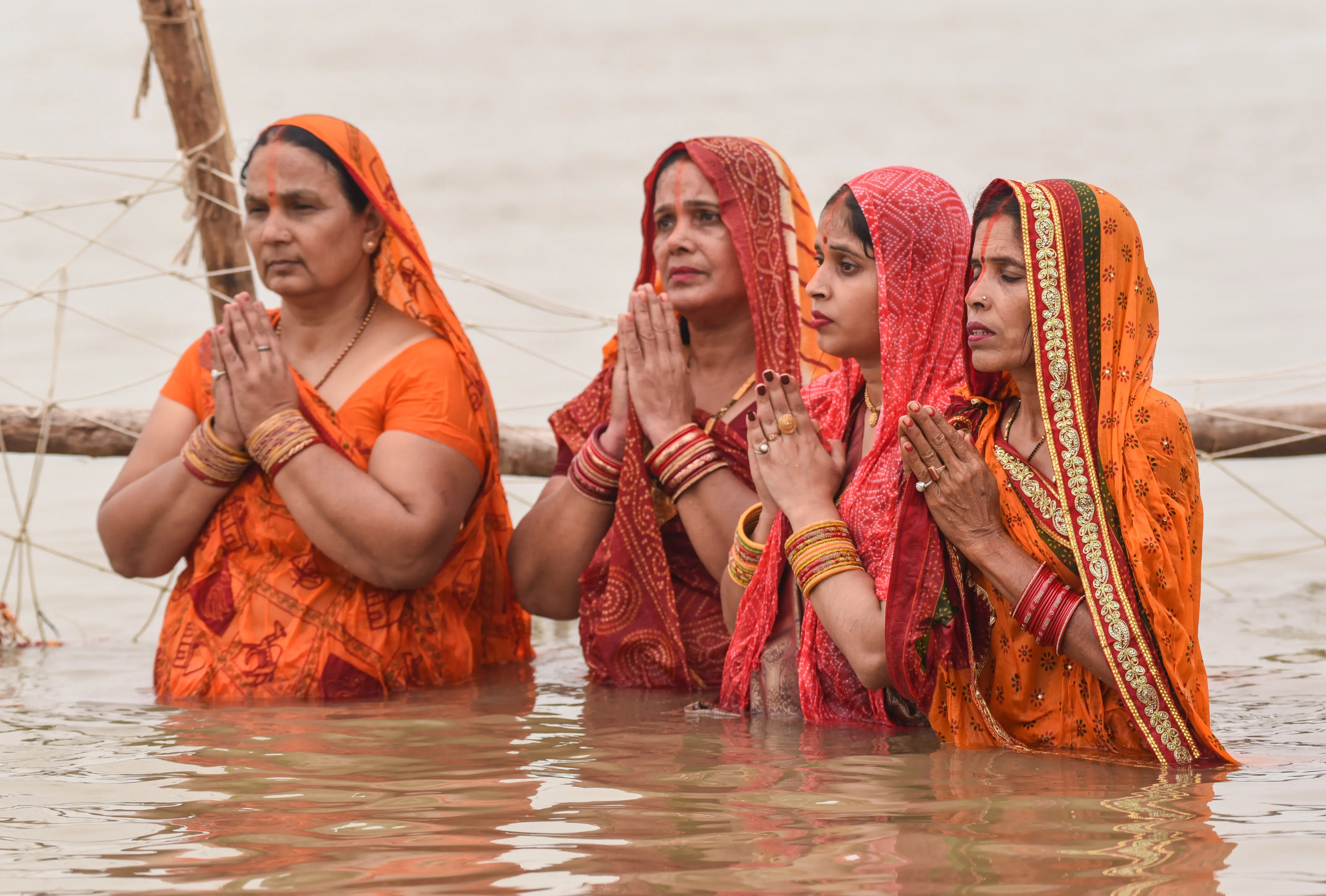 Why Are Devotees Across Bihar Offering ‘Arghya’ to the Setting Sun on the Third Day of Chhath?