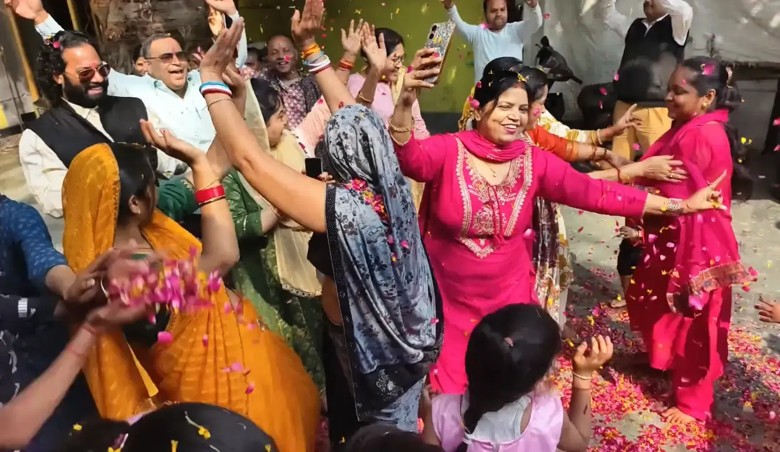 Experience the Unique Flower Holi at Prayagraj's Samiamai Temple