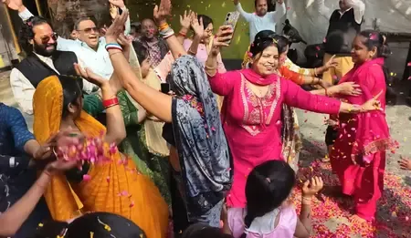 Experience the Unique Flower Holi at Prayagraj's Samiamai Temple