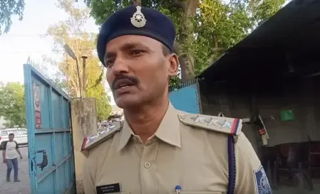 देवास की पेपर रीसाइक्लिंग फैक्ट्री में भीषण आग, 10 से अधिक दमकल गाड़ियाँ मौके पर तैनात