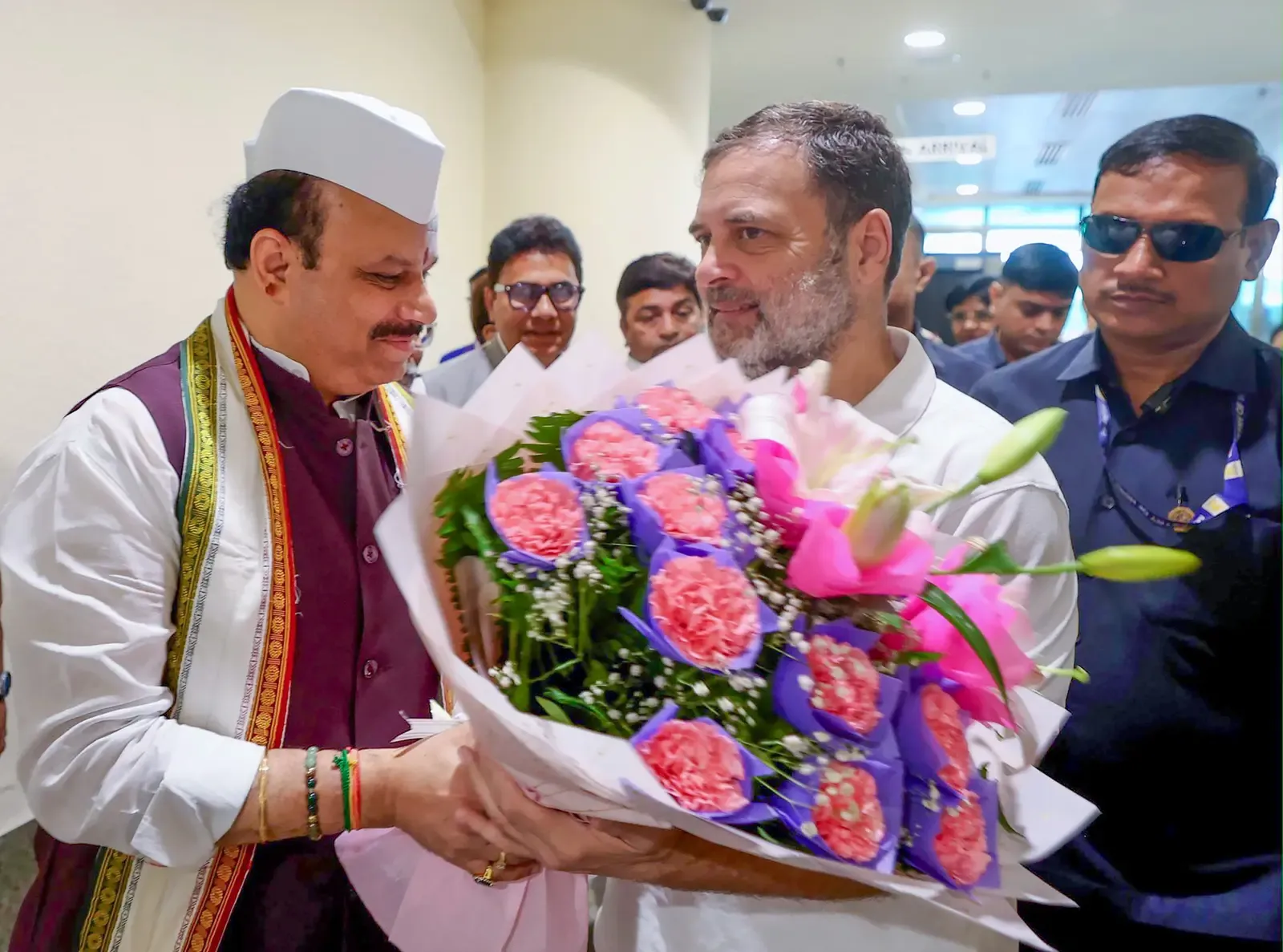 राहुल गांधी के काफिले में टक्कर: डीजीपी राजीव कृष्ण ने SIT गठित की, सुलतानपुर दुर्घटना की जांच शुरू