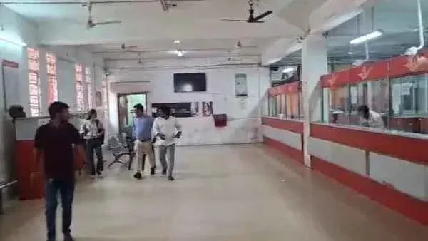 Dhanbad Post Office, Passport Office get bomb threat; complex evacuated