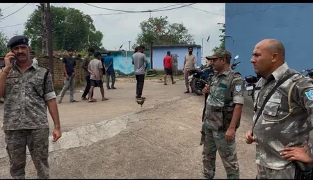 धनबाद में ईडी की बड़ी छापेमारी: 25 ठिकानों पर कोयला माफिया के खिलाफ कार्रवाई, ₹150 करोड़ की संपत्ति जब्त होने की संभावना