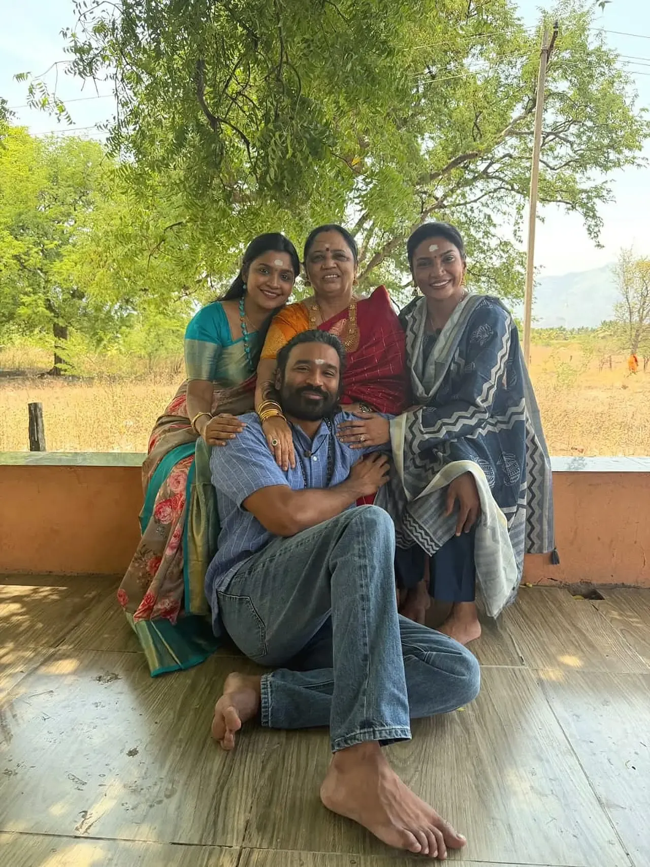 Dhanush shares family photo with mother and sisters, calls them 'My blessings'