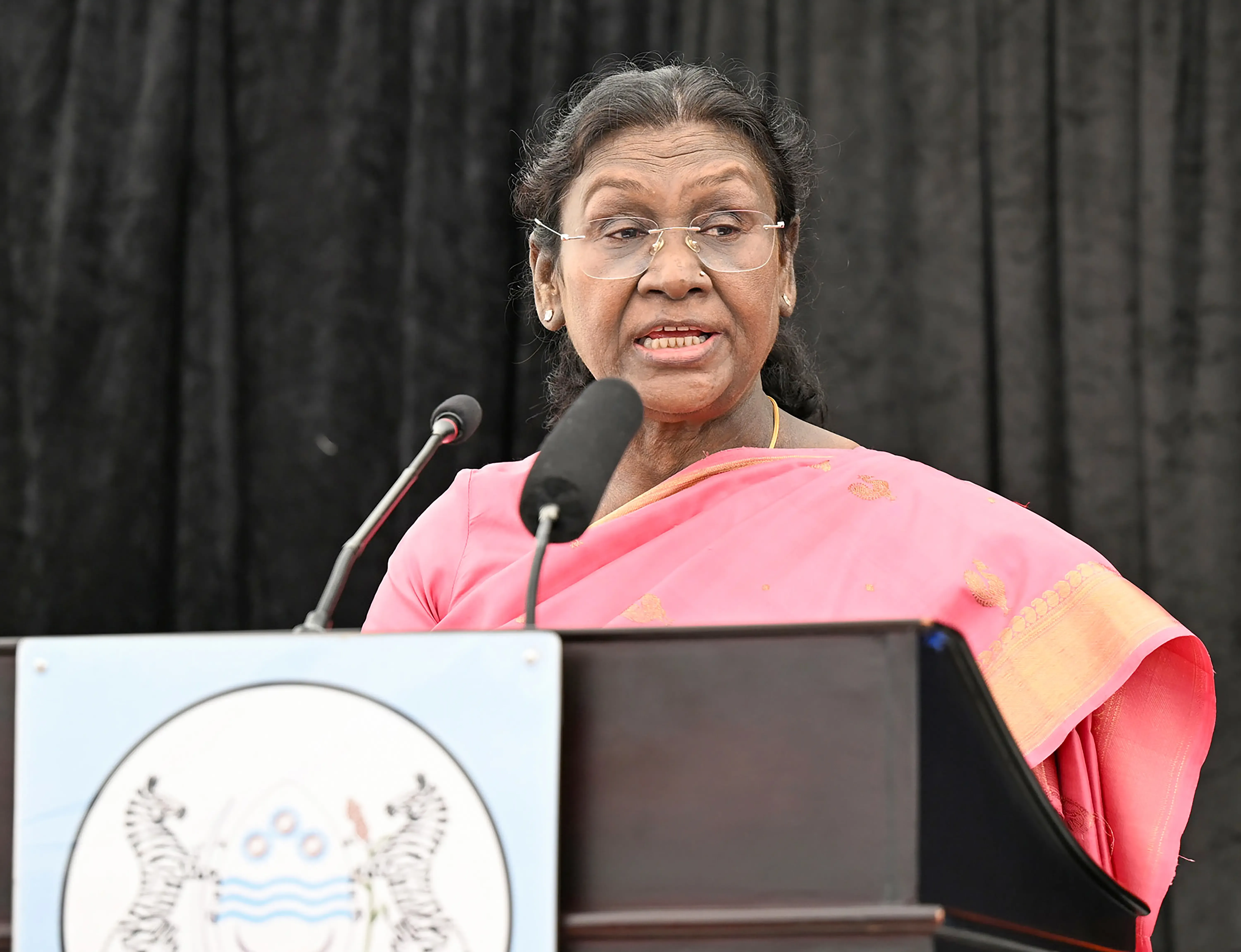 क्या अभिनेता धर्मेंद्र का निधन भारतीय सिनेमा के लिए एक बड़ी क्षति है?