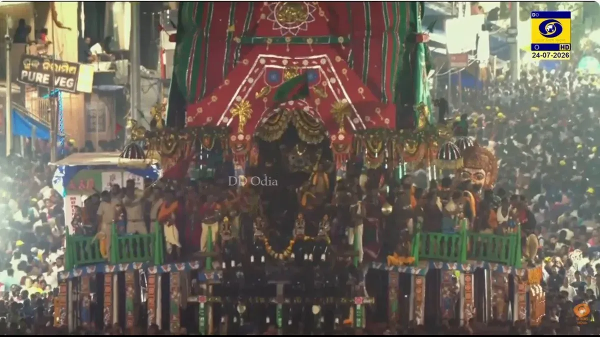 Dharmendra Pradhan Offers Devotional Tribute to Lord Jagannath