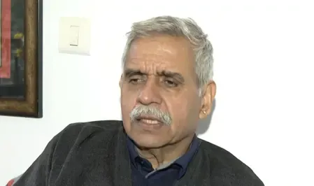 क्या धार्मिक संवेदनशीलता ठीक है, लेकिन सार्वजनिक स्थलों पर रोक गलत है? : संदीप दीक्षित