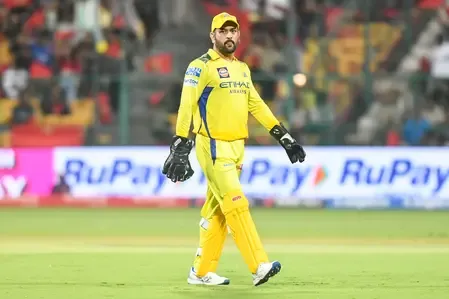 धोनी ने मदुरै में वेलाम्मल क्रिकेट स्टेडियम का किया उद्घाटन, झलक पाने को बेताब दिखे फैंस 