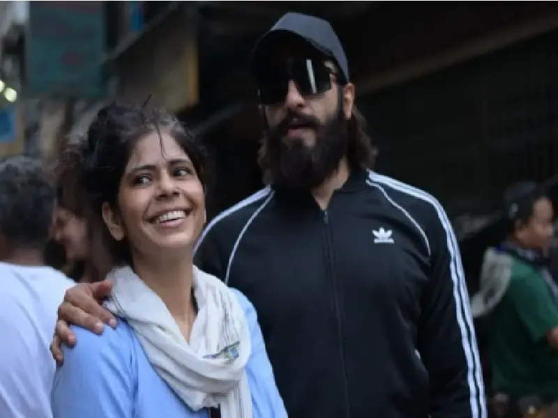 'धुरंधर: द रिवेंज' के लिए रणवीर सिंह के 250 कॉस्ट्यूम और 1000 पठानी कुर्ता-पजामा की तैयारी