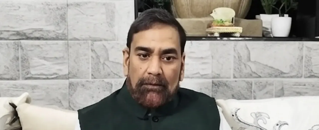 क्या ध्वजारोहण कार्यक्रम पर विपक्ष के सवाल उठाना दुर्भाग्यपूर्ण है?