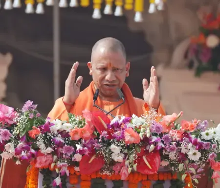 ध्वजारोहण यज्ञ की पूर्णाहूति नहीं, बल्कि नए युग का शुभारंभ है : सीएम योगी