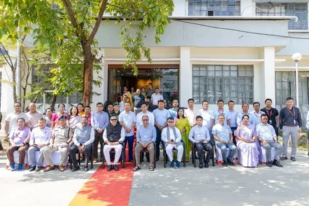Manipur CM Singh visits IDPs, says dialogue can heal community trust deficit