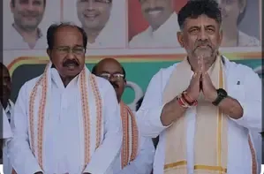 Veerappa Moily Clears Up Controversy About CM Siddaramaiah