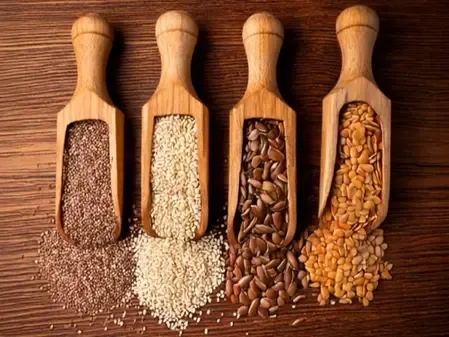 दिल से लेकर दिमाग तक सेहत का खजाना हैं मगज के बीज, जानें अनगिनत फायदे