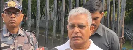 दिलीप घोष का राहुल गांधी पर हमला, बोले-‘सामने आकर बहस करें, पीछे से लड़ाई नहीं लड़ी जाती’
