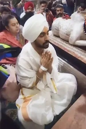 Diljit Dosanjh Prays at Mahakaleshwar Temple in Ujjain