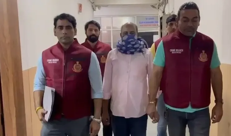 क्या दिल्ली क्राइम ब्रांच ने हत्या मामले में फरार आरोपी को गिरफ्तार किया?