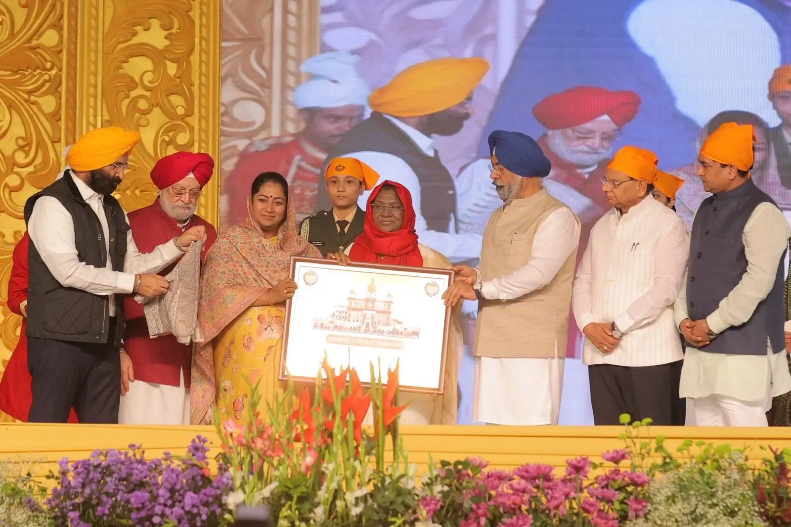 क्या दिल्ली की सीएम रेखा गुप्ता ने श्री गुरु तेग बहादुर साहिब के बलिदान को याद किया?