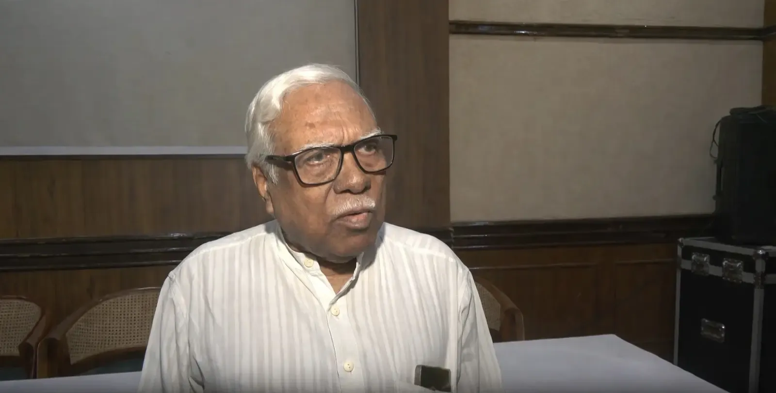 तिरंगा फहराना संवैधानिक अधिकार, सरकार डरी हुई है: हन्नान मोल्लाह का केंद्र पर तीखा हमला